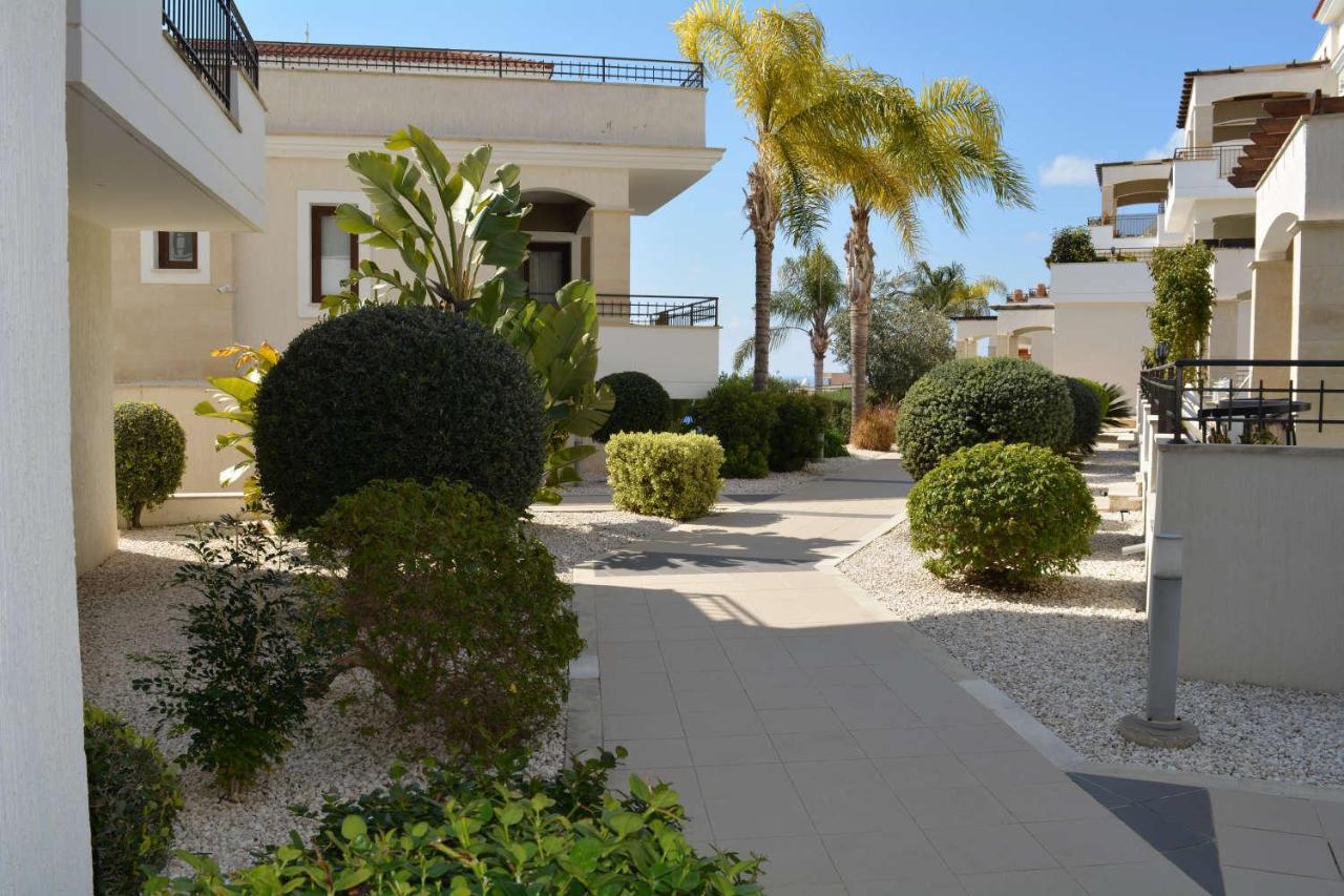 Eleona'S Royal Gardens By Yiota - Luxury 2 Bed Apartment In Exclusive Complex Pégeia Exteriör bild