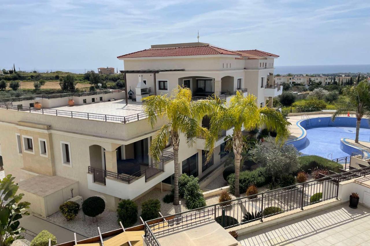 Eleona'S Royal Gardens By Yiota - Luxury 2 Bed Apartment In Exclusive Complex Pégeia Exteriör bild